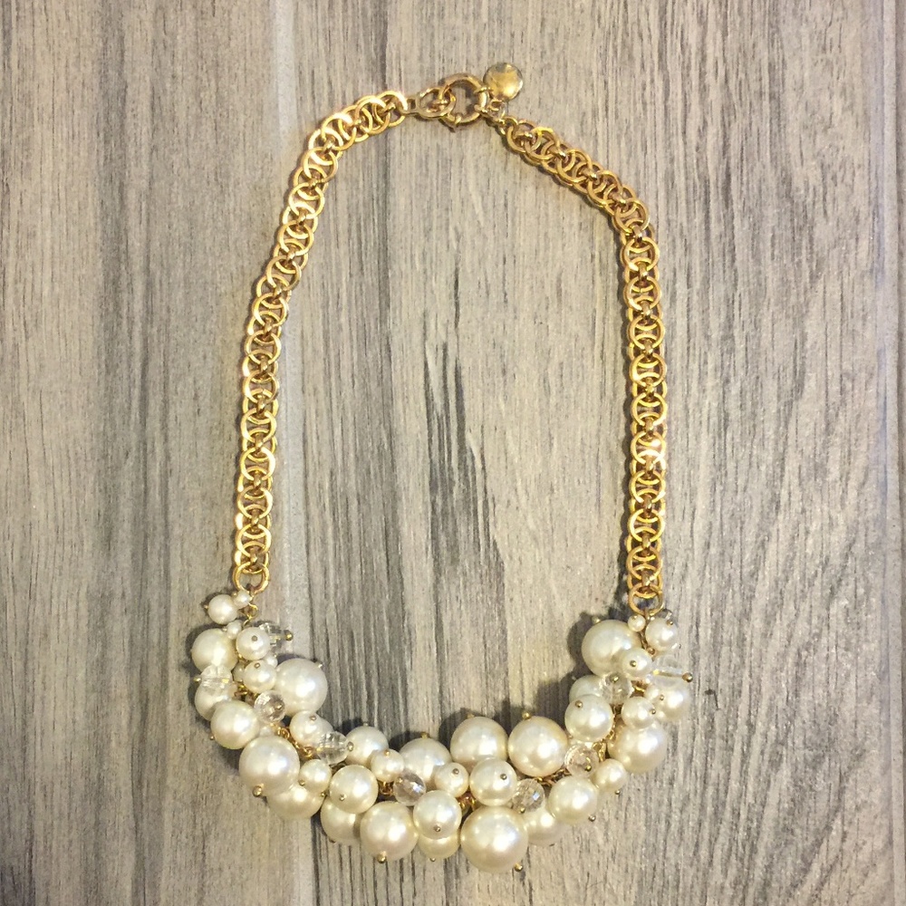 J Crew gold choker style necklace pearls